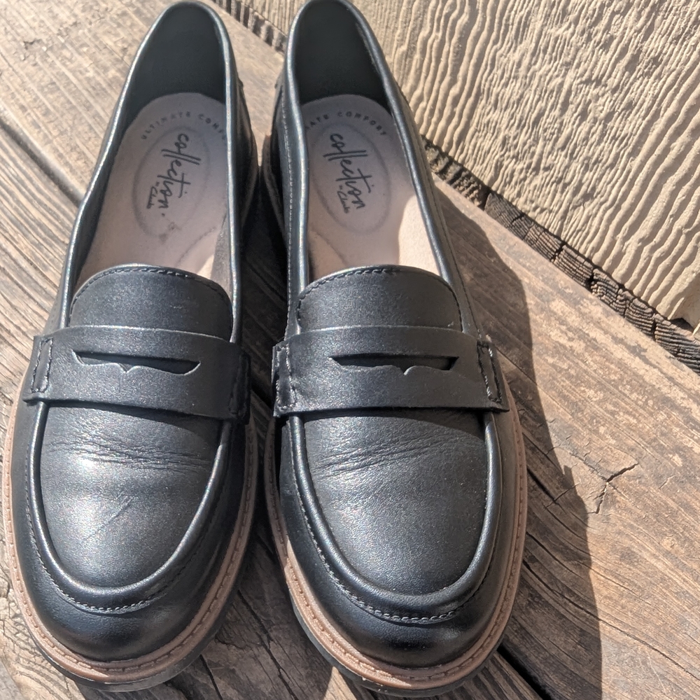 Collection by Clark's Women's Black Loafers